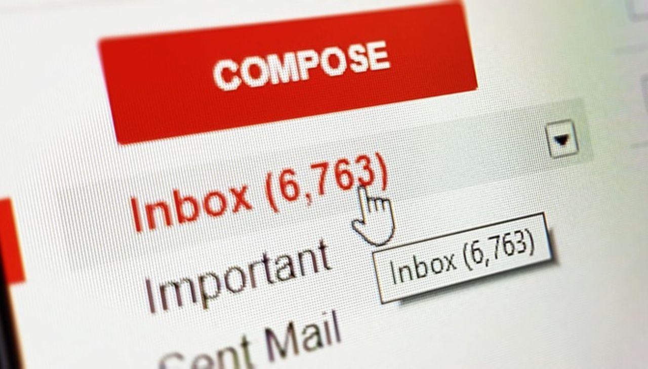 Como conquistar clientes usando réguas de CRM com vídeos personalizados